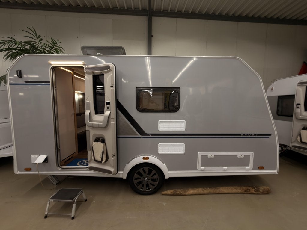 Knaus Sport Platinum 420 QD Platinum Pakket, 1500KG, vloer, Serviceluik, Bedrijf, 4 tot 5 meter, Knaus
