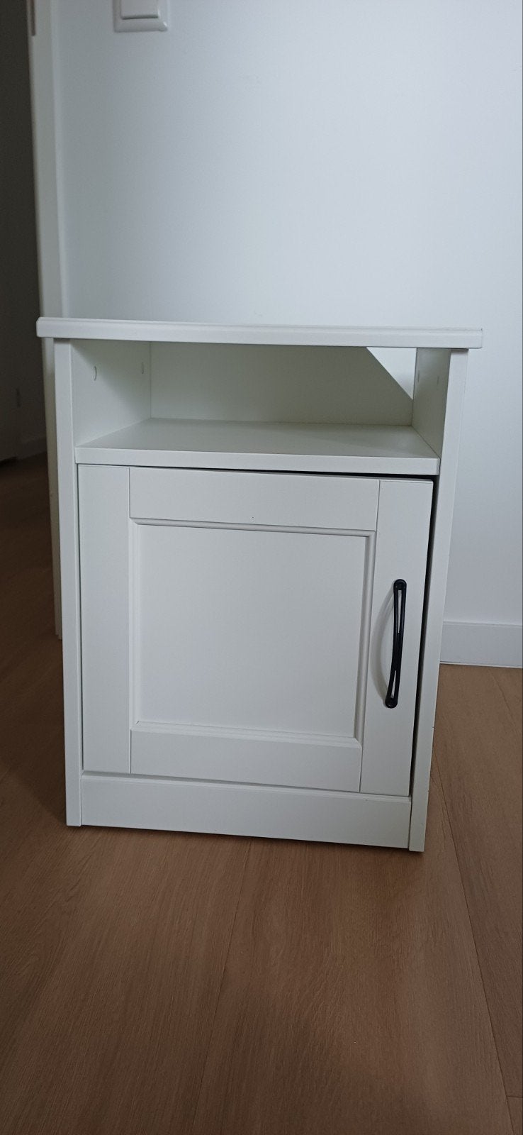 IKEA Nachtkastje - Wit, 55cm hoog, in goede staat, Ophalen of Verzenden, Zo goed als nieuw, Minder dan 45 cm, 55 tot 70 cm