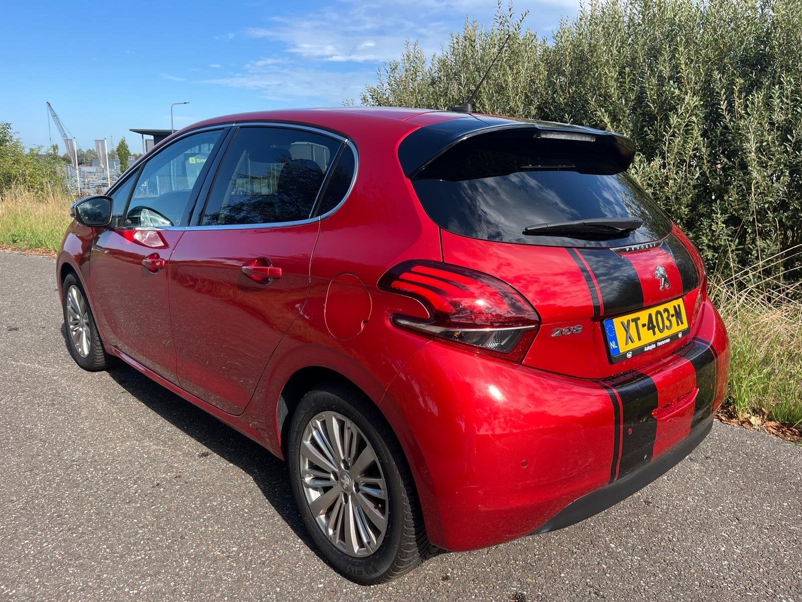 Peugeot 208 1.2 | Automaat | 111 pk | Clima | Cruise | Navi, Auto's, Gebruikt, Euro 6, 1199 cc, 49 €/maand