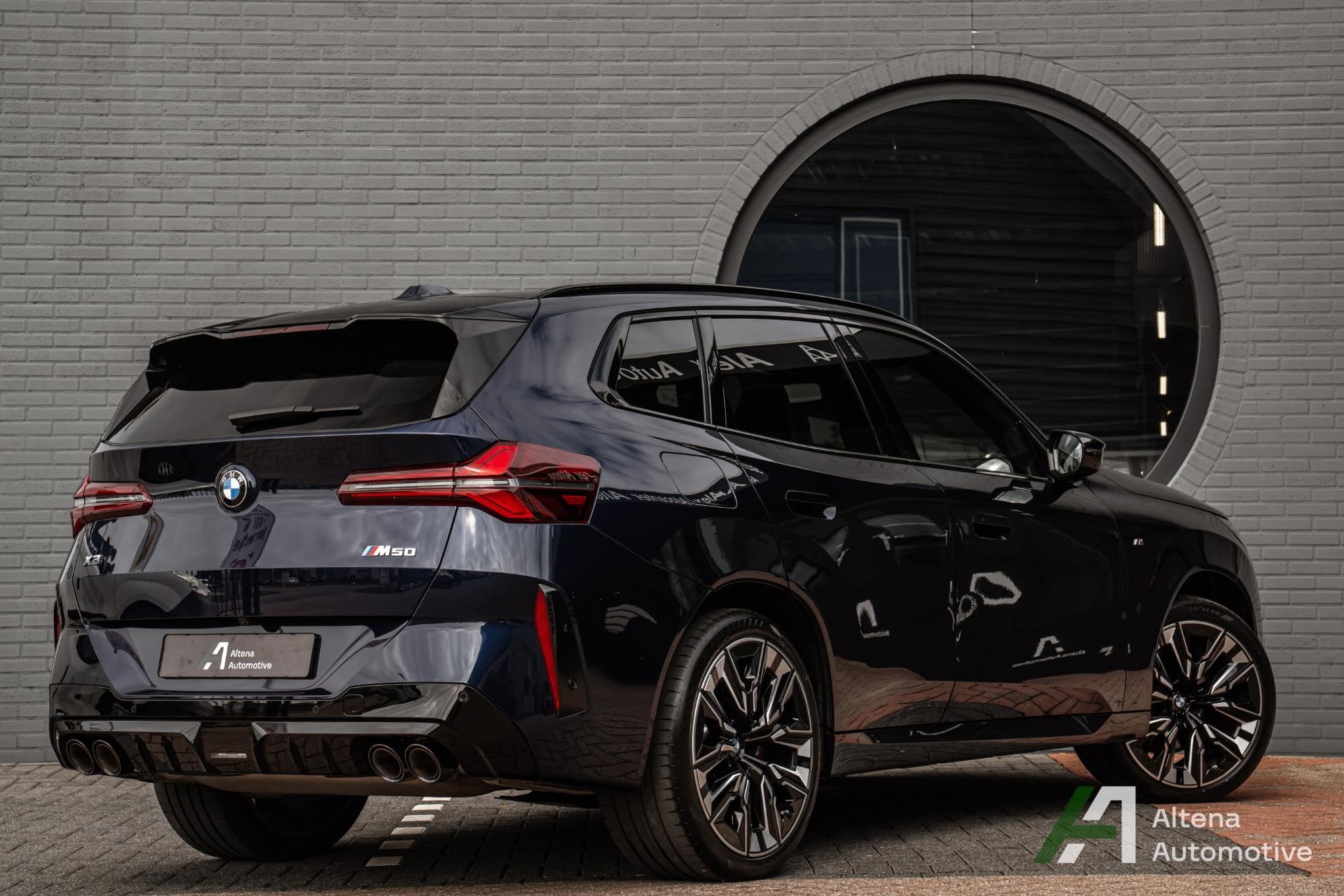 BMW X3 M50 panoramadak, BTW, harman kardon,, Auto's, 12 maanden, Gebruikt, Blauw, 2500 kg