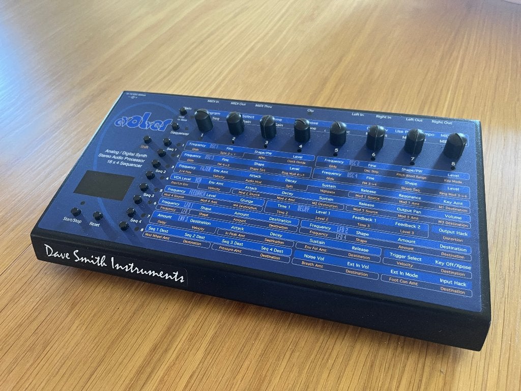 Dave Smith Instruments Evolver Desktop + Originele Adapter, Muziek en Instrumenten, Synthesizers, Zo goed als nieuw, Overige aantallen