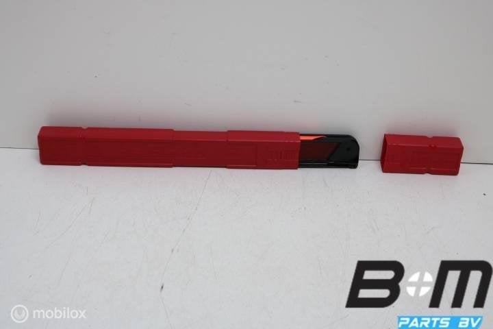Gevaren driehoek Audi Q2 81A 8K0860251, Gebruikt