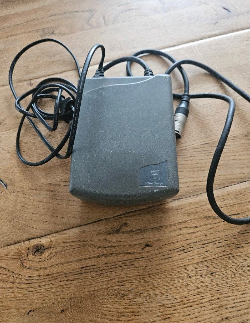 E-bike oplader 3-pins (Sparta, Batavus, Koga, Hercules), Fietsen en Brommers, Ophalen of Verzenden, Gebruikt