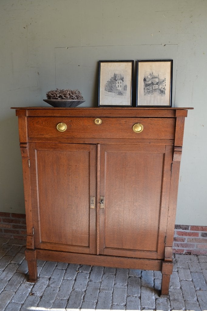 Prachtige antieke eiken houten Empire meidenkast, dressoir., Verzenden