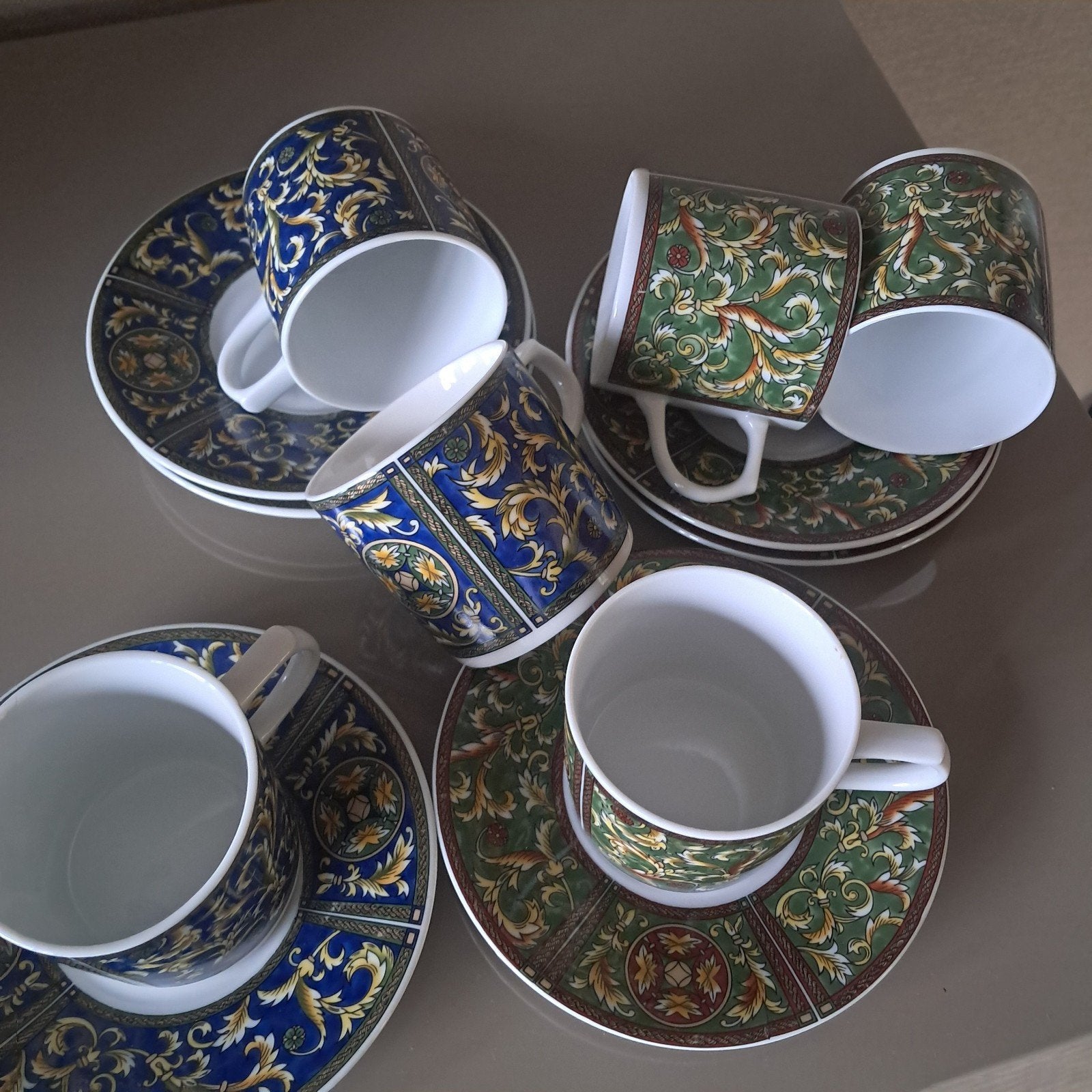 Royal Porcelain Arabesque Kopjes + schotels  (6 stuks), Antiek en Kunst, Ophalen of Verzenden