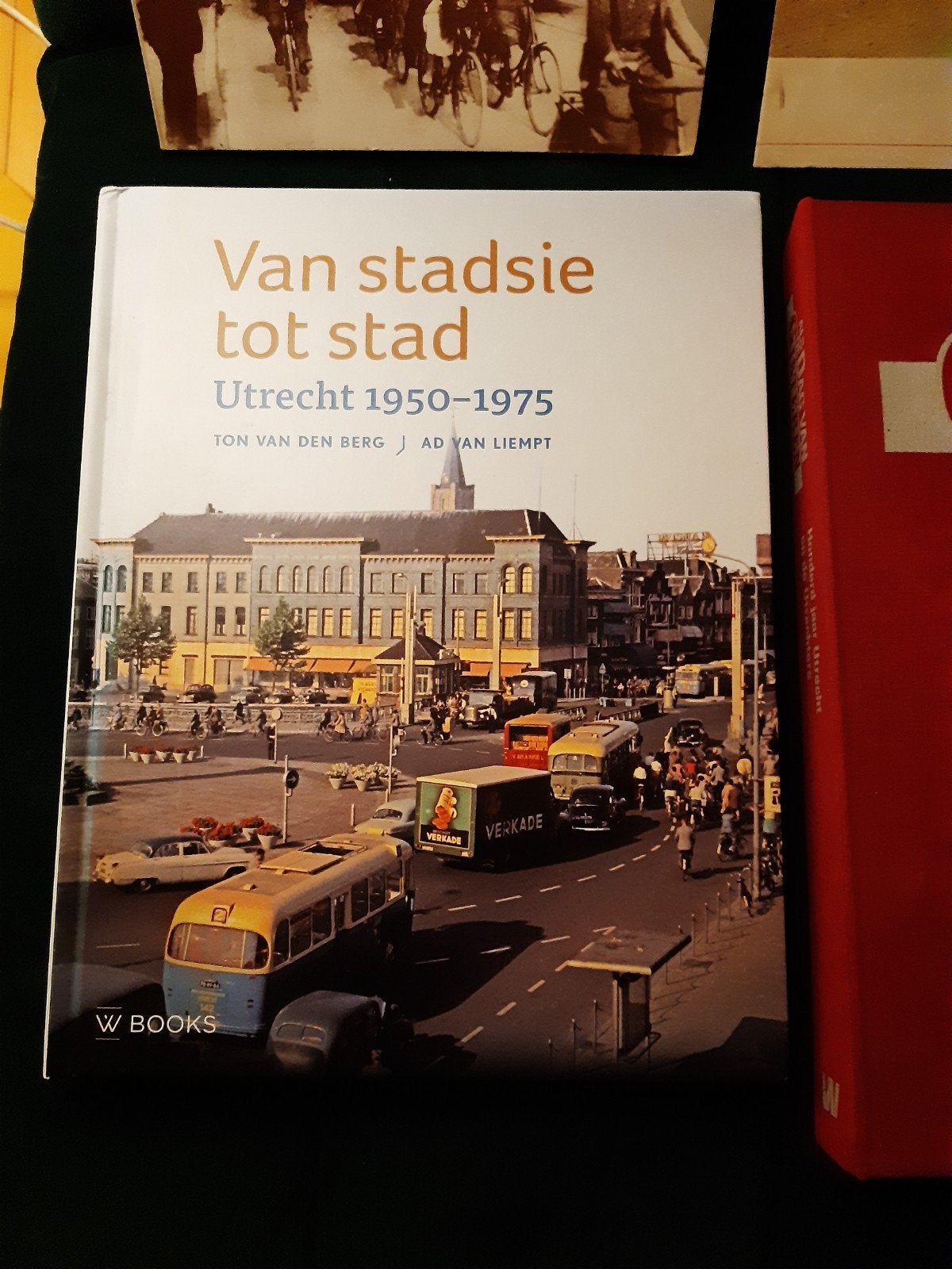 boeken.Utrecht stadsvervoer. 100 jaar Utrecht, Boeken, Ophalen of Verzenden, Zo goed als nieuw