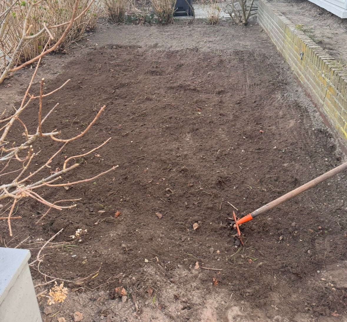 Gratis schone tuinaarde (circa 2 kuub), Ophalen, Tuinaarde