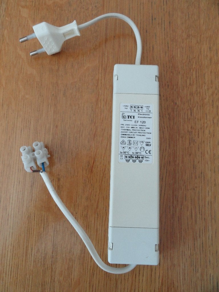 electronic trafo TCI Saronno EF 120 z.g.a.n., Ophalen, Zo goed als nieuw