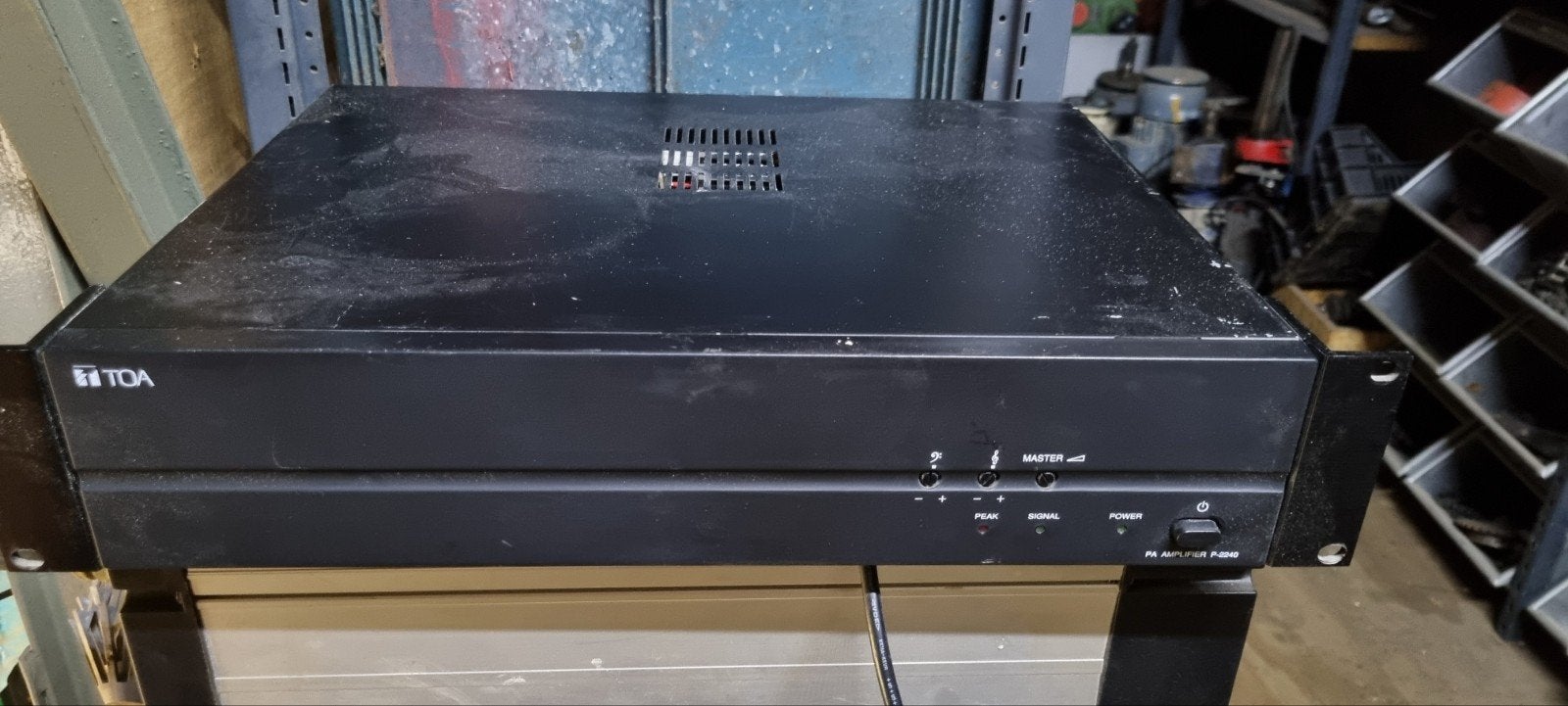 TOA P-2240 PA Versterker - 110 volt, Audio, Tv en Foto, Overige merken, Ophalen of Verzenden, 120 watt of meer, Gebruikt