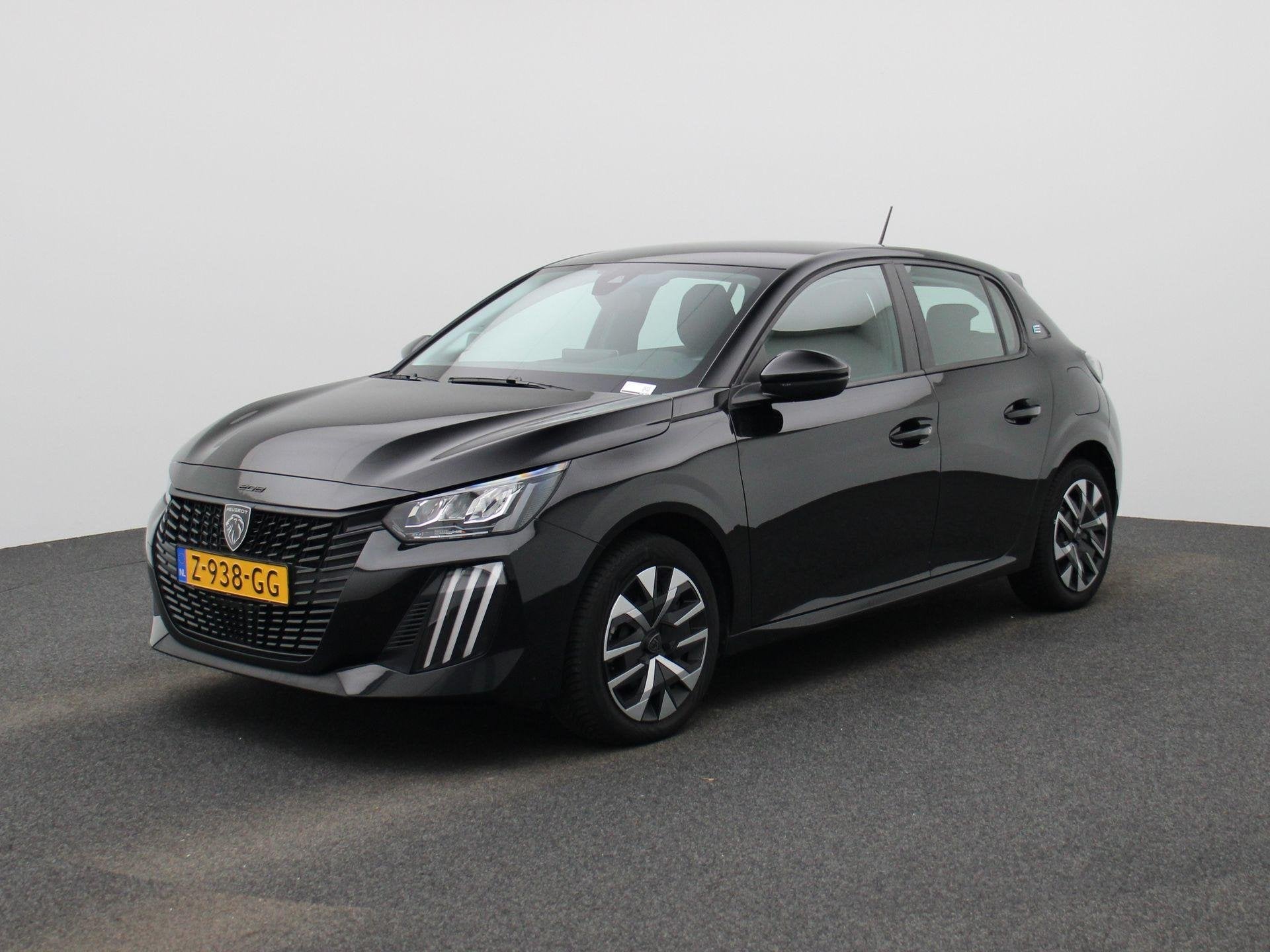 Peugeot e-208 EV Active 50 kWh, Auto's, 12 maanden, Gebruikt, Zwart, 190 min