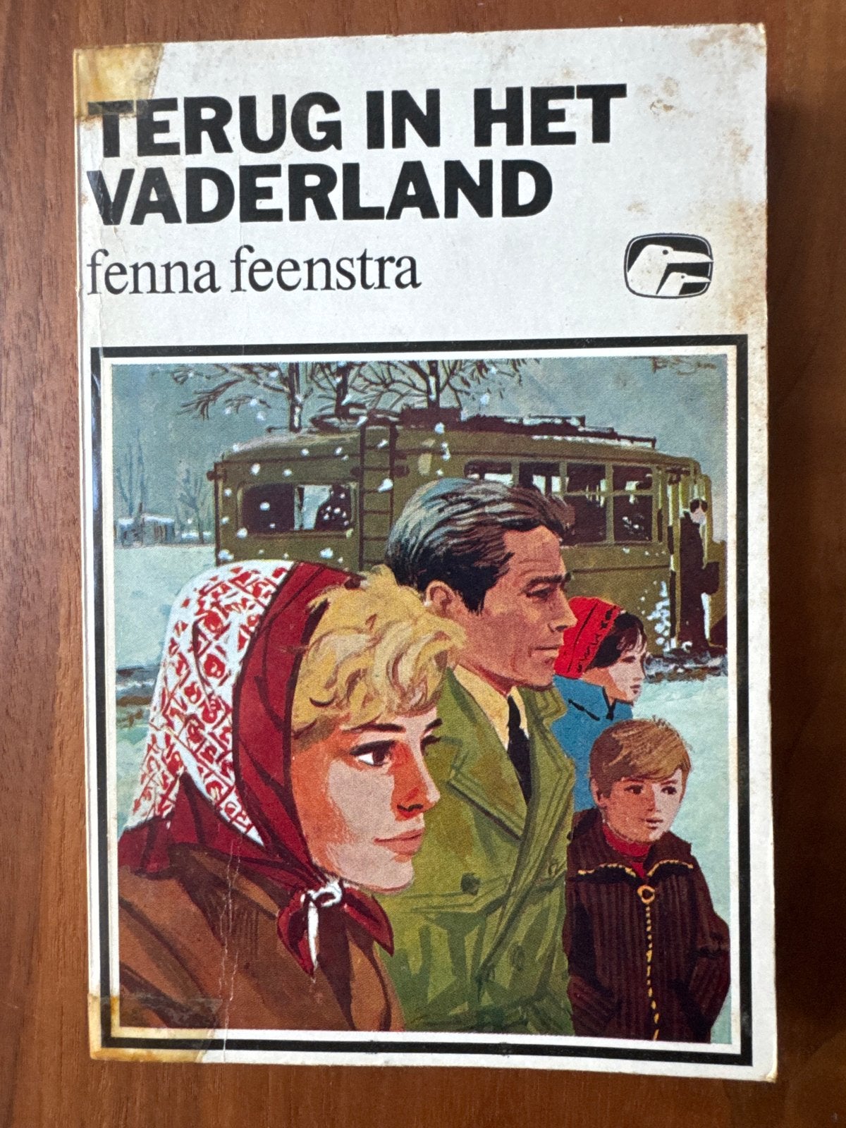 Terug in het Vaderland - Fenna Feenstra (Witte Raven), Ophalen of Verzenden, Gelezen, Nederland