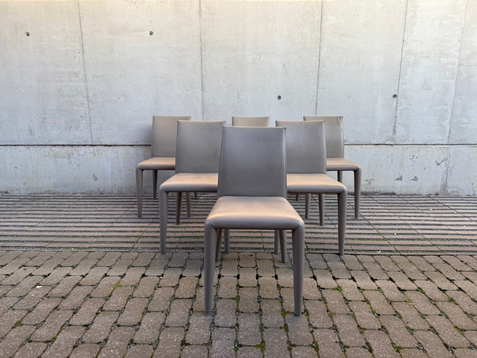 B&B Italia “Vol au Vent” eetkamerstoelen, Huis en Inrichting, Ophalen, Overige kleuren, Zo goed als nieuw, Leolux artifort benz vitra pastoe arco minotti fritz flos