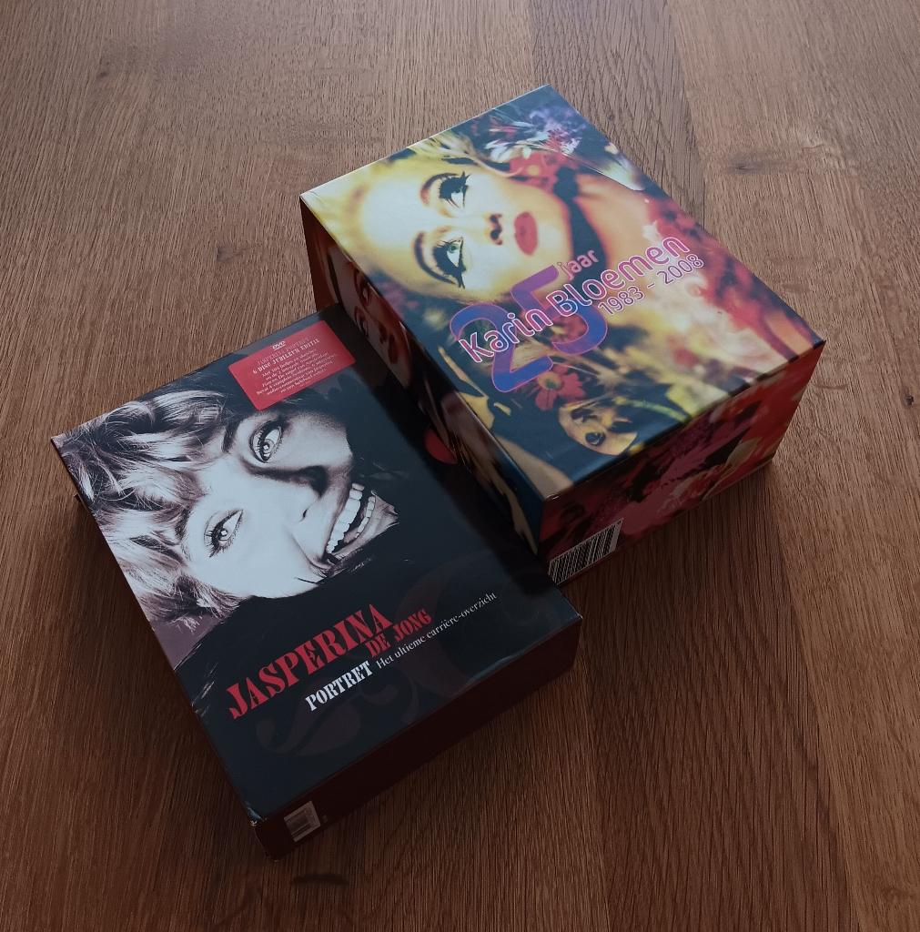 Jasperina de Jong + Karin Bloemen - 2 mooie verzamelboxen, Cd's en Dvd's, Dvd's | Tv en Series, Zo goed als nieuw, Alle leeftijden