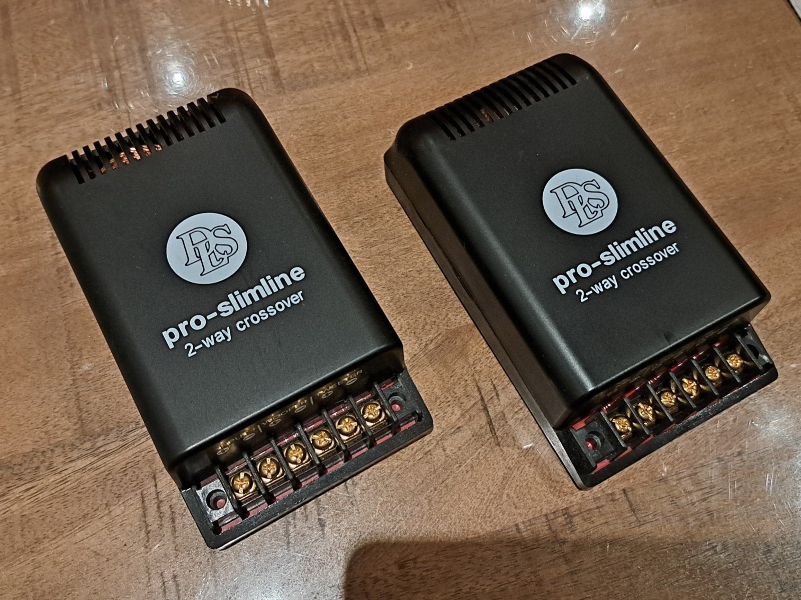 DLS Pro-Slimline 2-weg Crossover voor PS6A (set van 2), Ophalen of Verzenden, Zo goed als nieuw