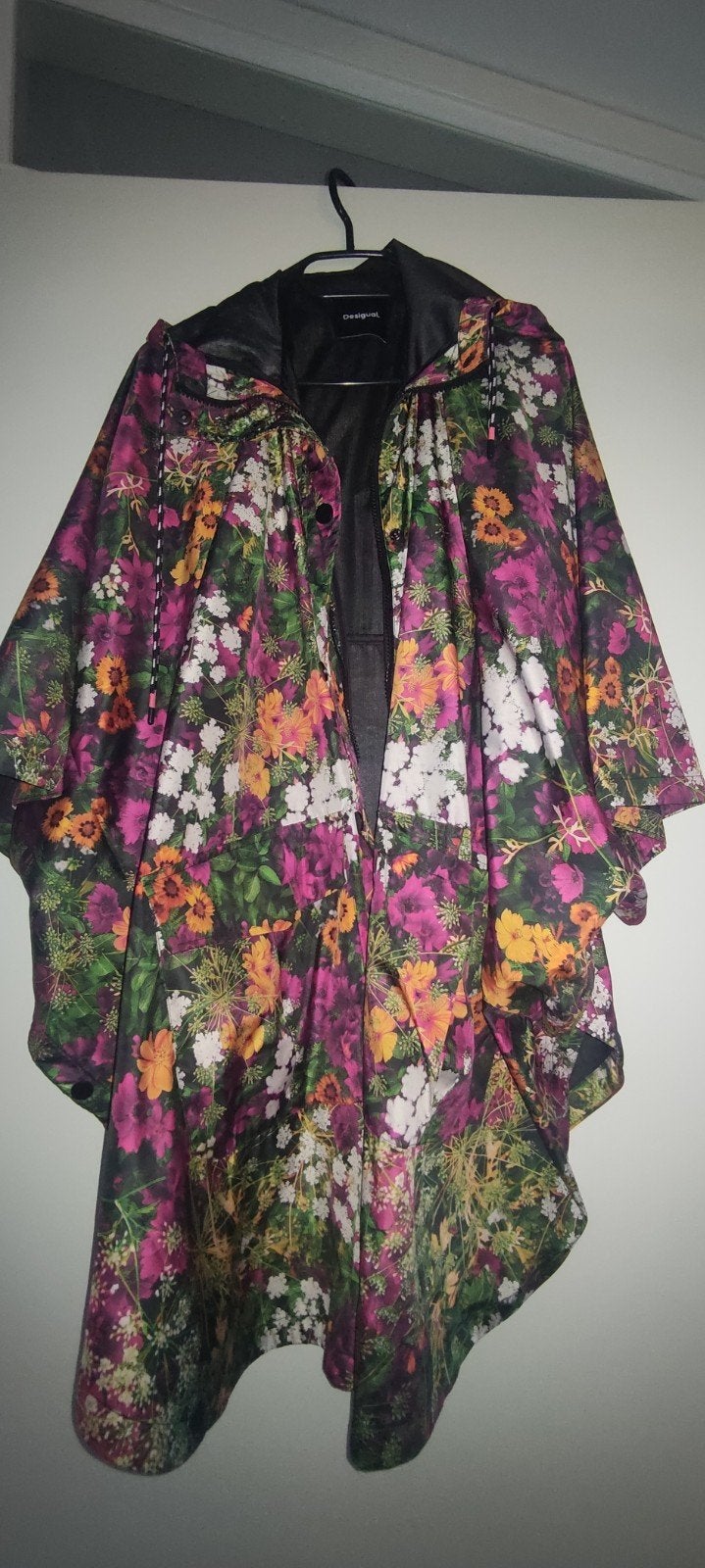 Poncho Desigual, Kleding | Dames, Jassen | Zomer, Ophalen, Zo goed als nieuw, Maat 42/44 (L)