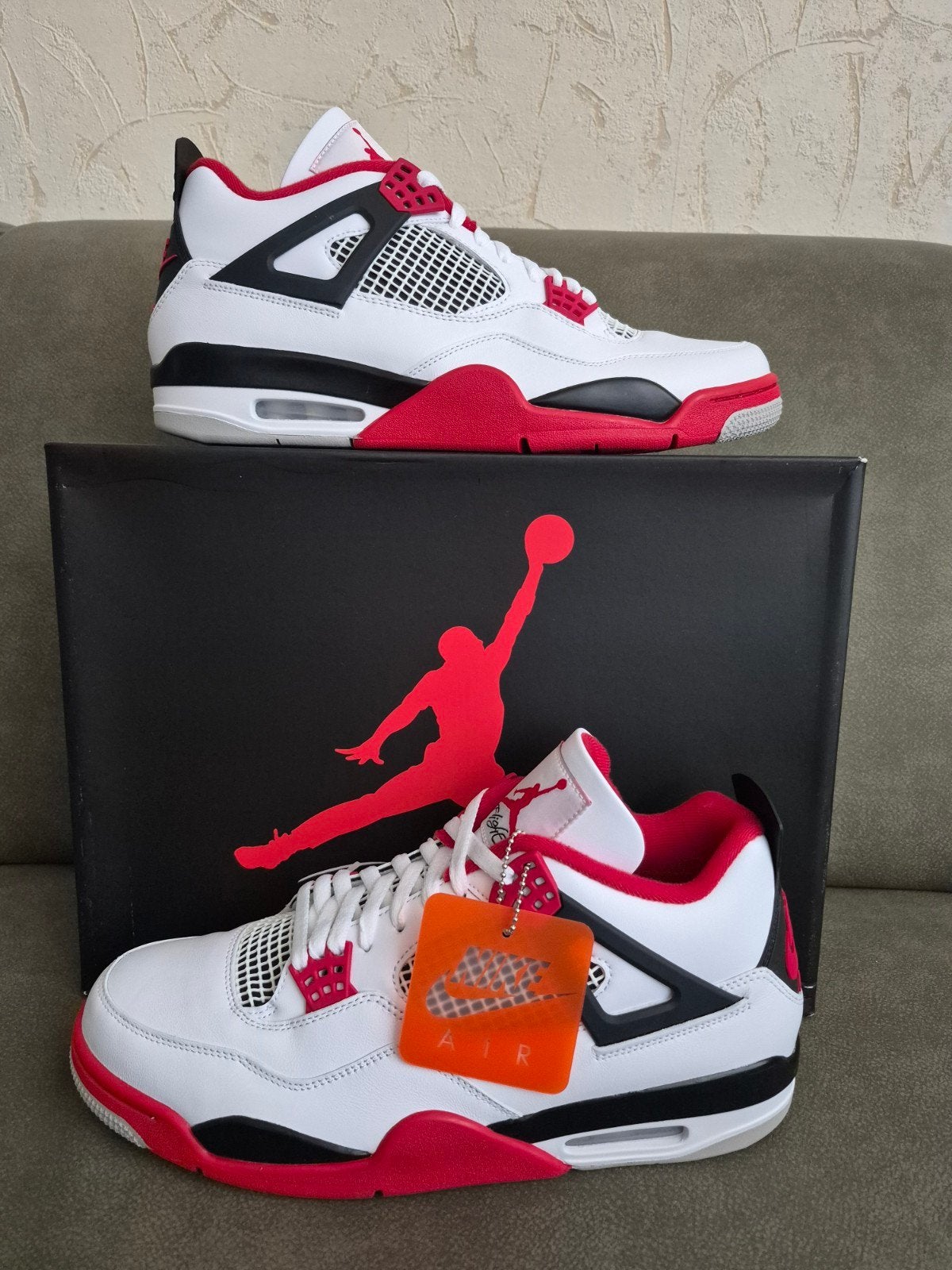 Nike Air Jordan 4 Retro / 47.5, Wit, Nieuw, Ophalen of Verzenden, Sneakers of Gympen