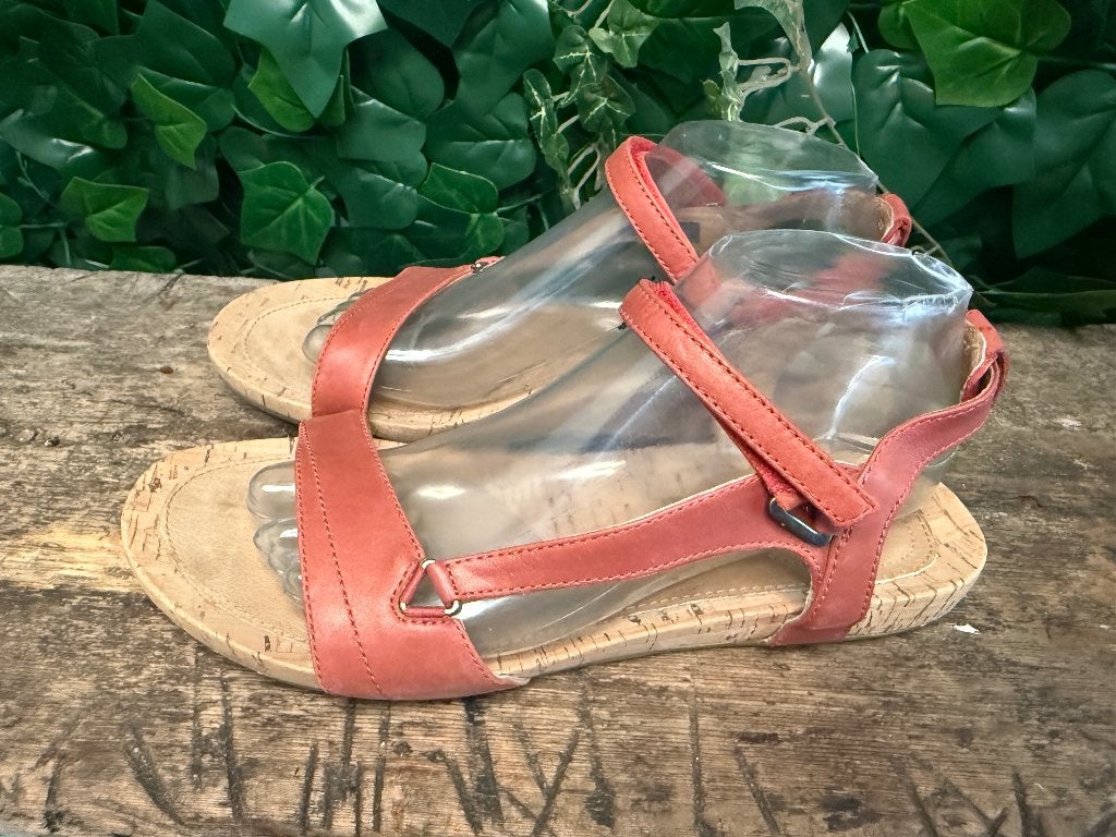 Nieuwe mooie leren sandalen van teva maat 41, Teva, Nieuw, Roze, Teva