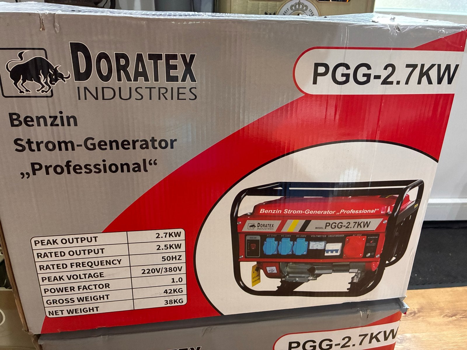 Doratex 2.7KW Benine generator (onderdeel van je noodpakket), Ophalen, Zo goed als nieuw