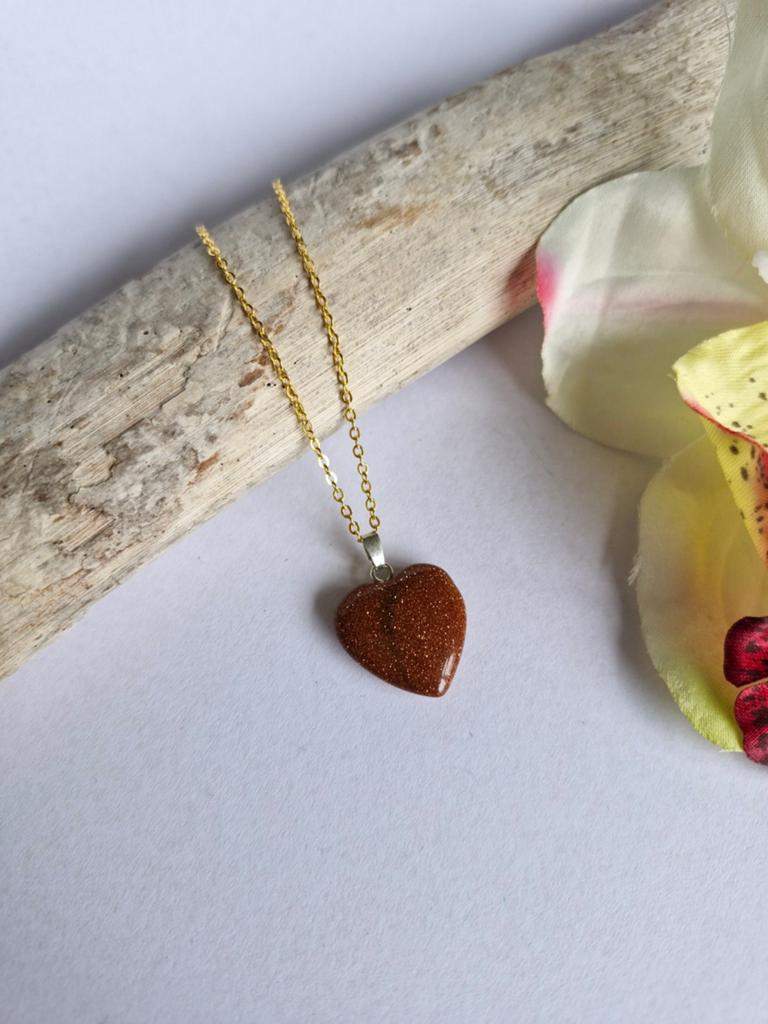 Hartvormige ketting met edelsteen, Sieraden, Tassen en Uiterlijk, Kettingen, Nieuw, Ophalen of Verzenden, Steen of Mineraal, Met edelsteen