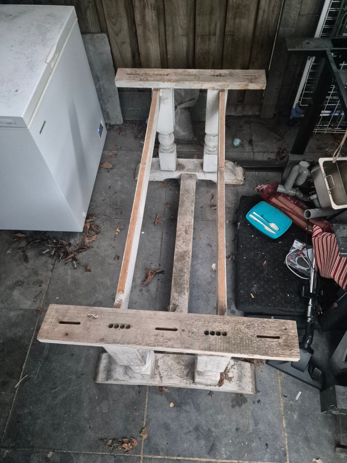 Gratis: Robuuste houten tafelpoten - Landelijke stijl, Ophalen, Tafelpoot, Minder dan 50 cm, Gebruikt