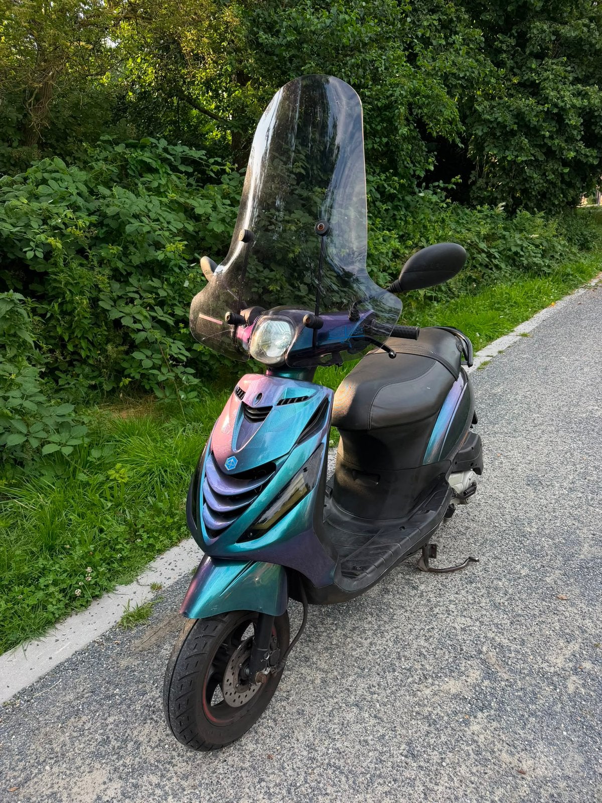 Piaggio zip, Fietsen en Brommers, Scooters | Piaggio, Zo goed als nieuw, Zip, Benzine, Ophalen of Verzenden