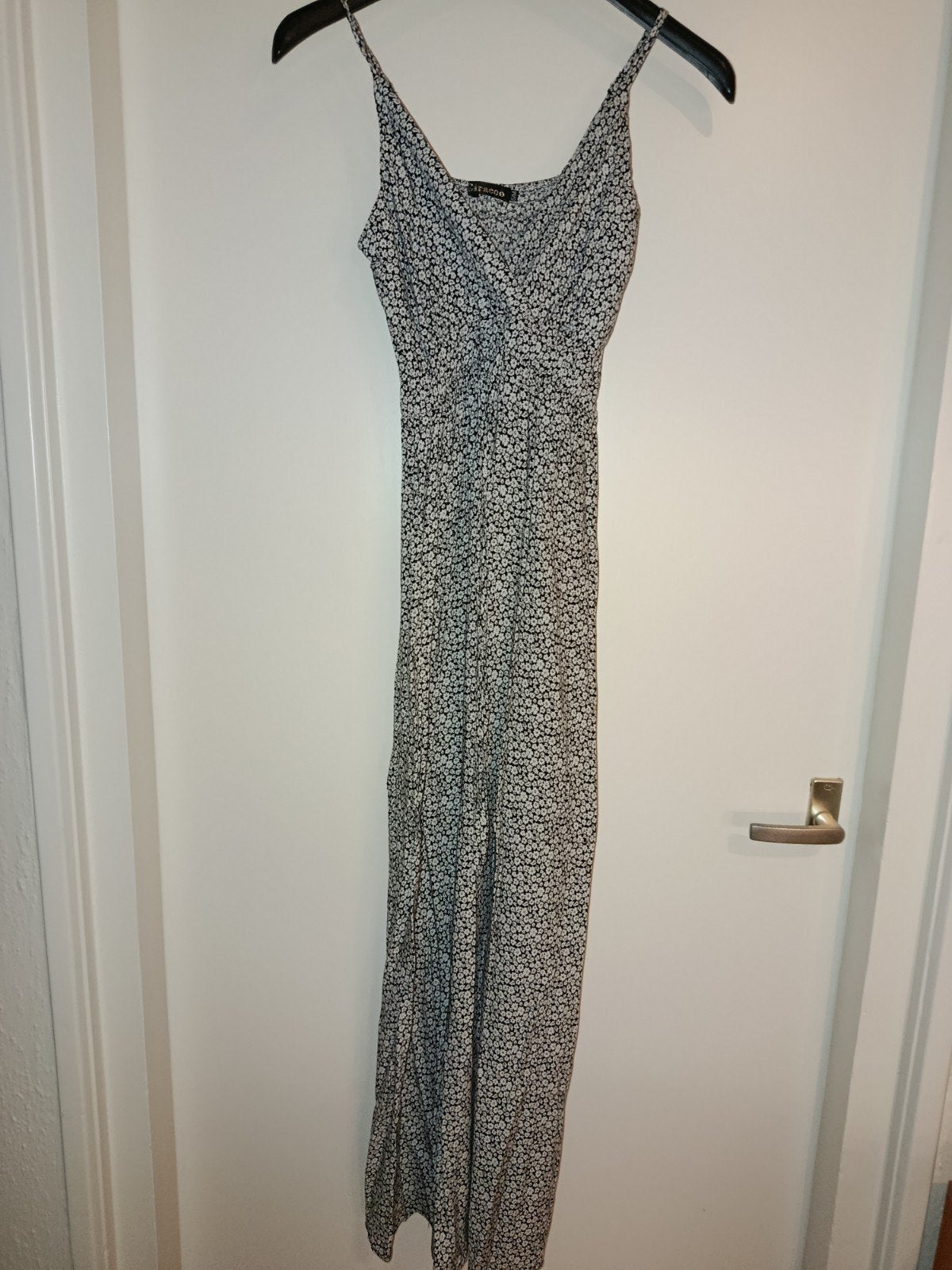 maxi jurk mt sm zgan met bloemen print, Kleding | Dames, Jumpsuits, Ophalen of Verzenden, Zo goed als nieuw, Maat 38/40 (M)