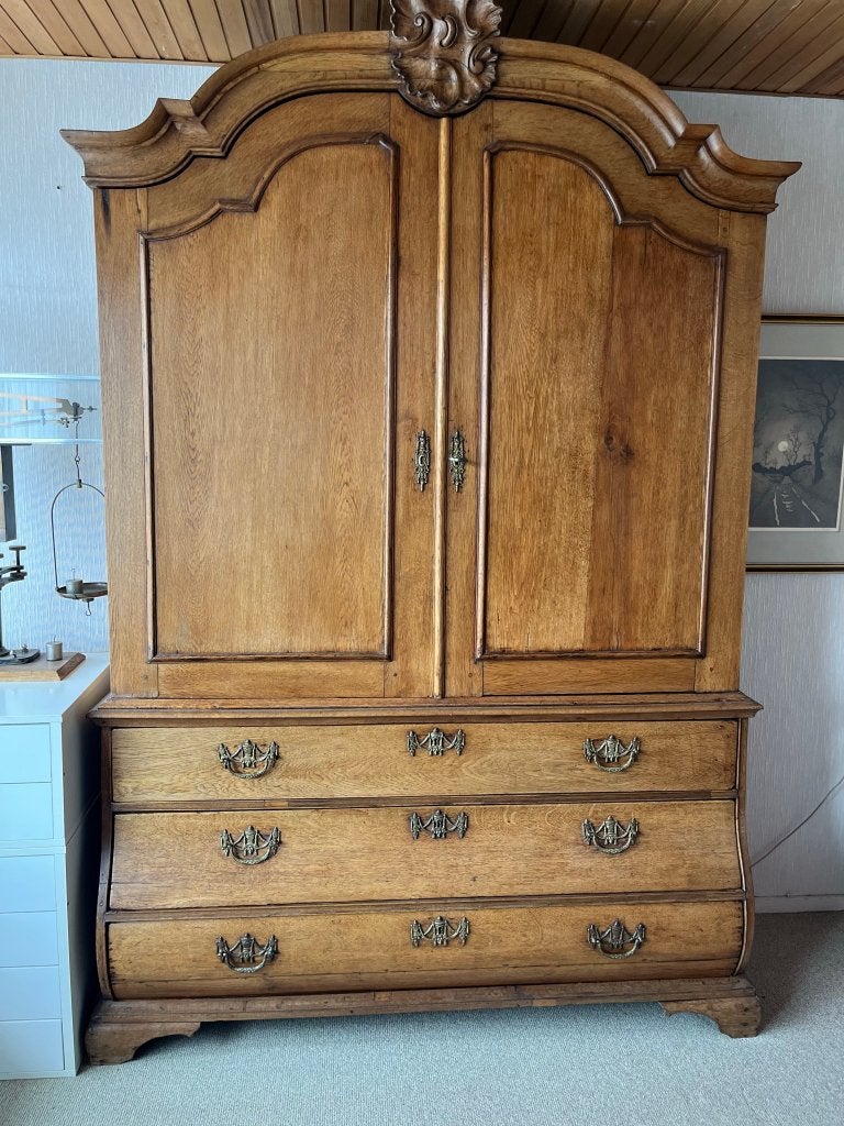 Antieke eiken kast / kabinet in uitstekende staat!!!, Antiek en Kunst, Antiek | Meubels | Kasten, Ophalen