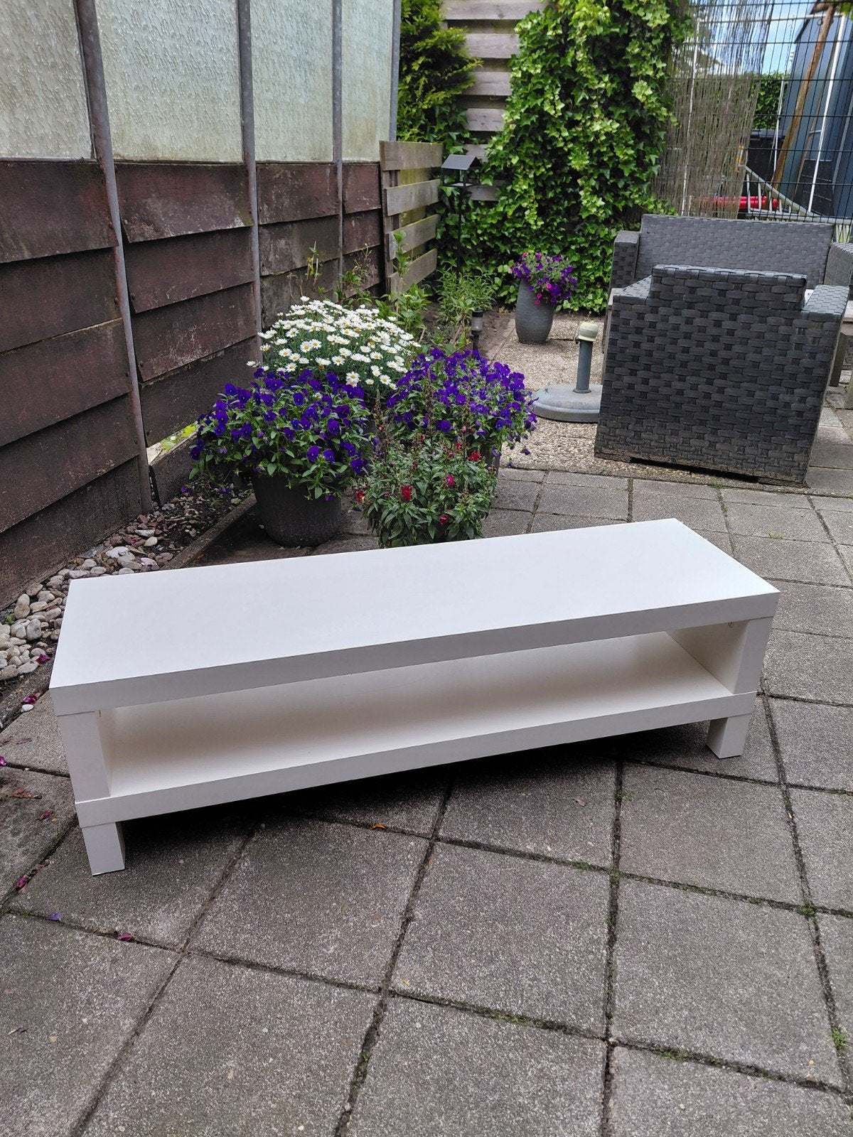 Leuke gebroken witte  tv-kast van de Ikea, Huis en Inrichting, Ophalen, 100 tot 150 cm, Zo goed als nieuw, Minder dan 100 cm