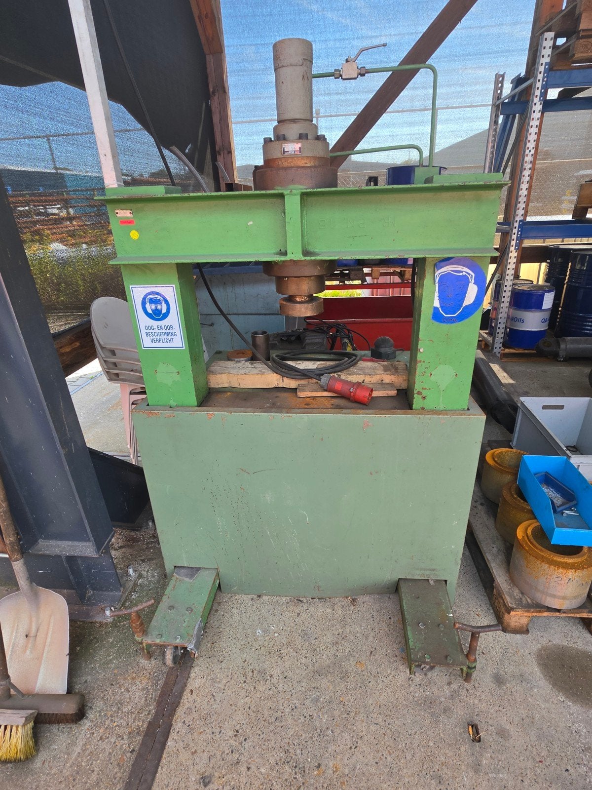 FAG Kugel Fischer Hydraulische Pers HZK80/56/100, Ophalen