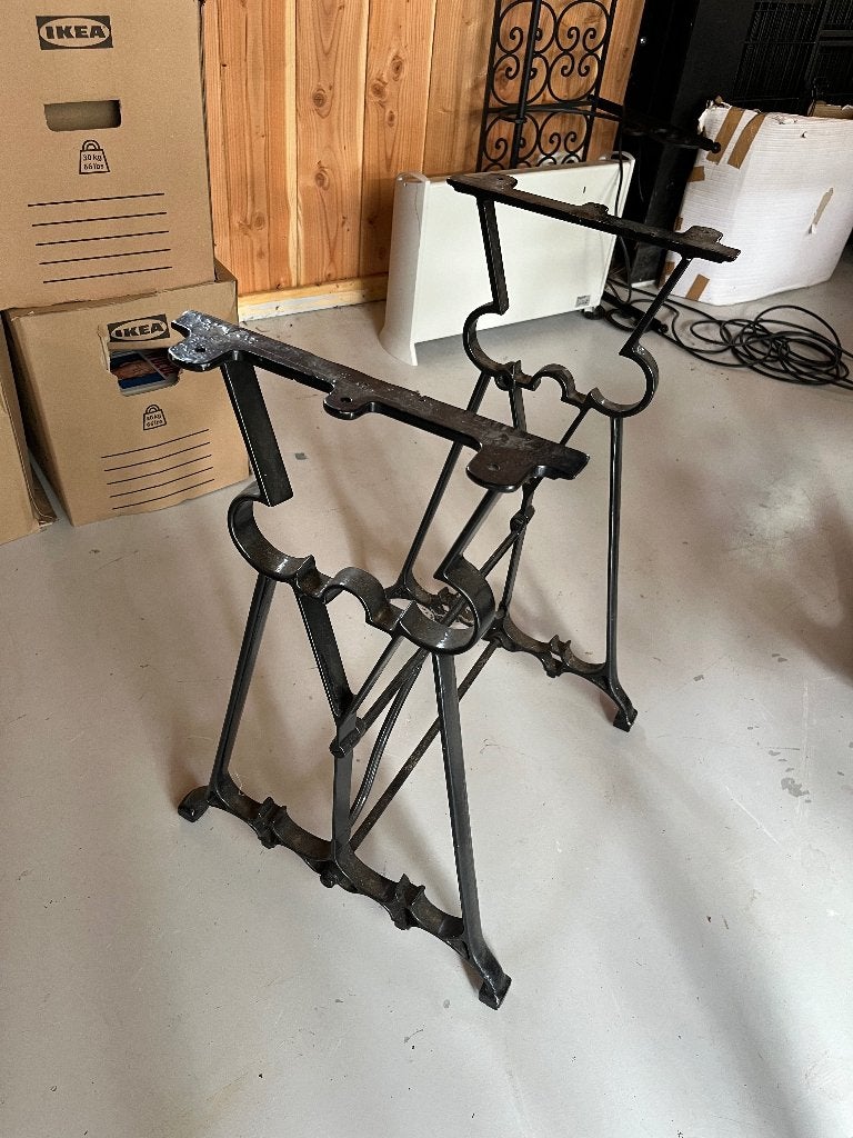 Giet ijzeren tafel onderstel, Huis en Inrichting, Ophalen, Tafelpoot, 50 tot 100 cm, 50 tot 100 cm