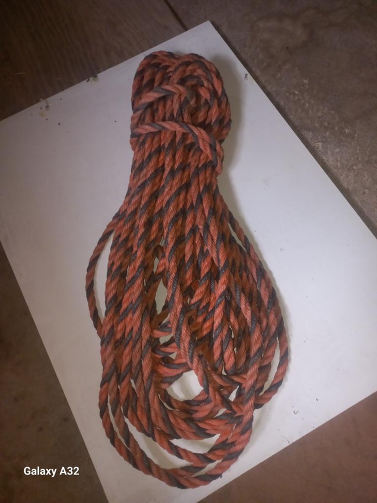 25 mtr gedraaid nylon touw 18mm dik., Watersport en Boten, Ophalen of Verzenden, Zo goed als nieuw, Overige typen