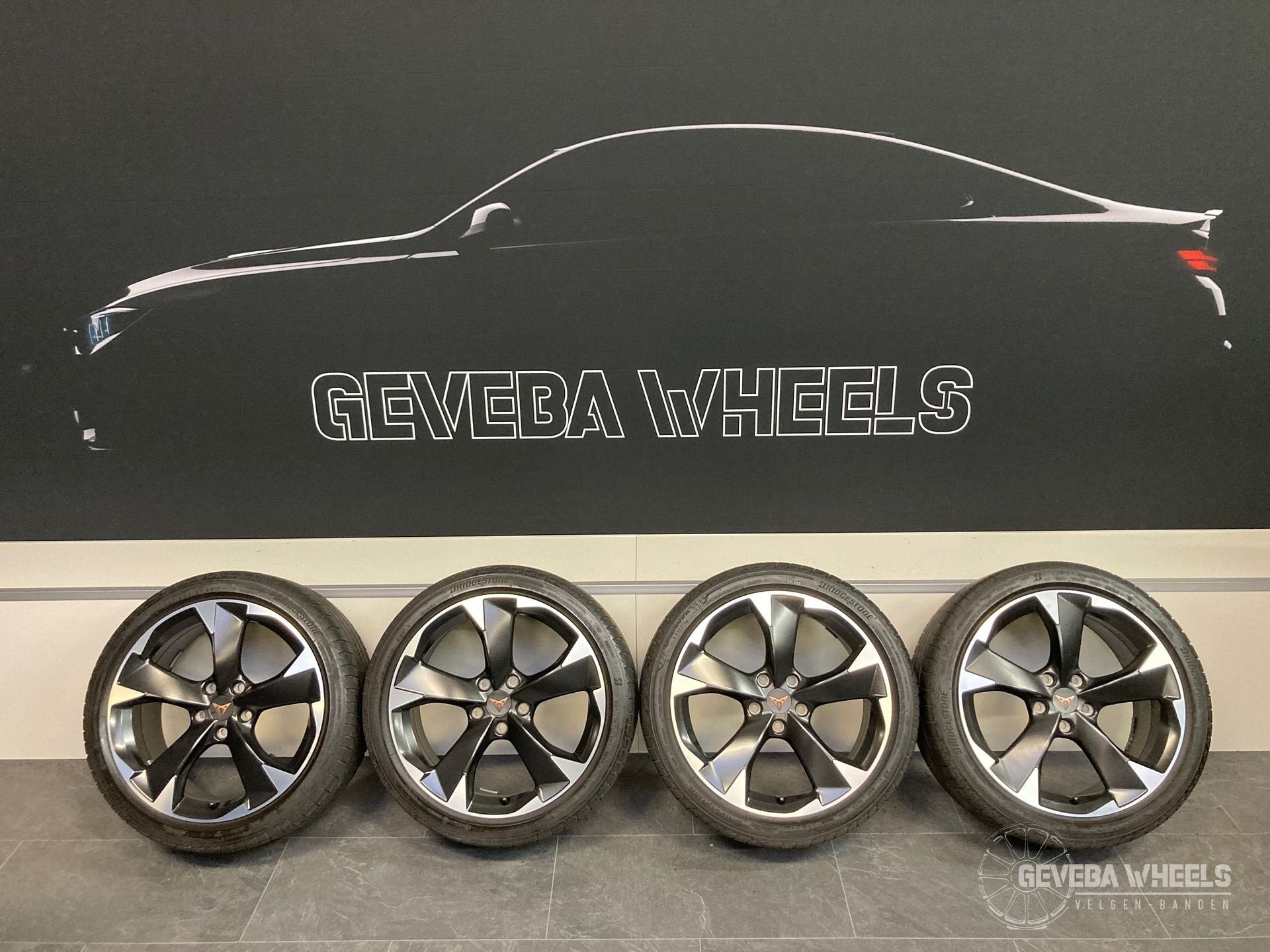 18” originele Cupra Leon / Seat Leon velgen + banden 5x112, Auto-onderdelen, Banden en Velgen, 18 inch, Gebruikt, -, -