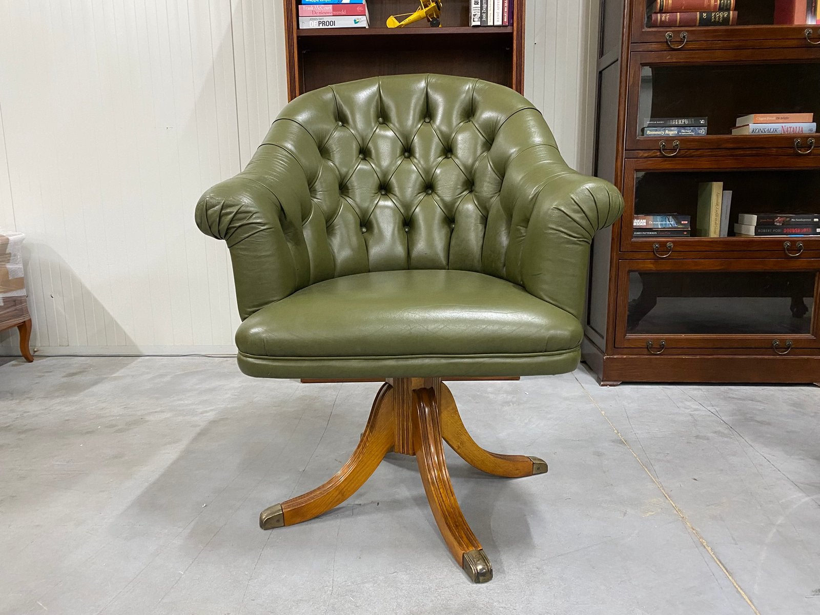 Engels Chesterfield Bureaustoel antiek groen, Ophalen, Gebruikt
