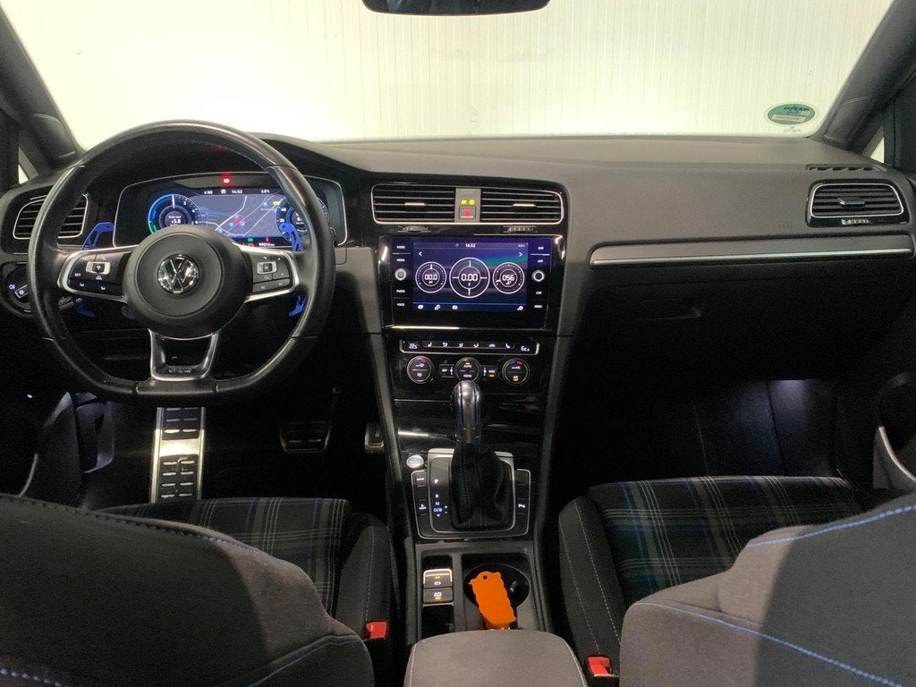 Volkswagen Golf 1.4 TSI PHEV GTE | PANO | VIRTUAL | CAMERA |, Auto's, 8 kWh, Gebruikt, 4 cilinders, 150 pk