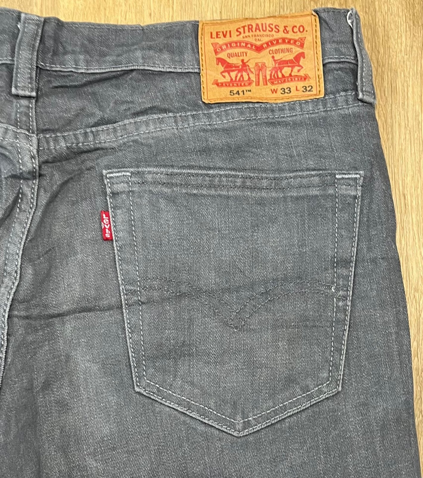 Levi’s 541 athletic taper jeans grijs - Maat W33 L32, Ophalen of Verzenden, Zo goed als nieuw, Grijs, W33 - W34 (confectie 48/50)