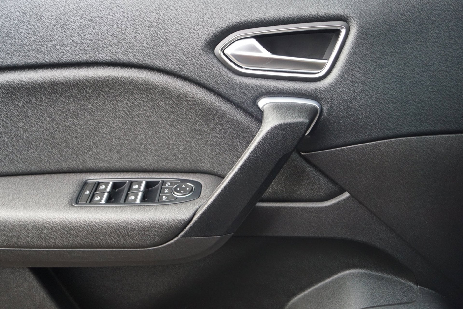 Foto 22 van Renault Captur 1.3 TCe 130 Intens Autom Half Leder/Stof Spor
