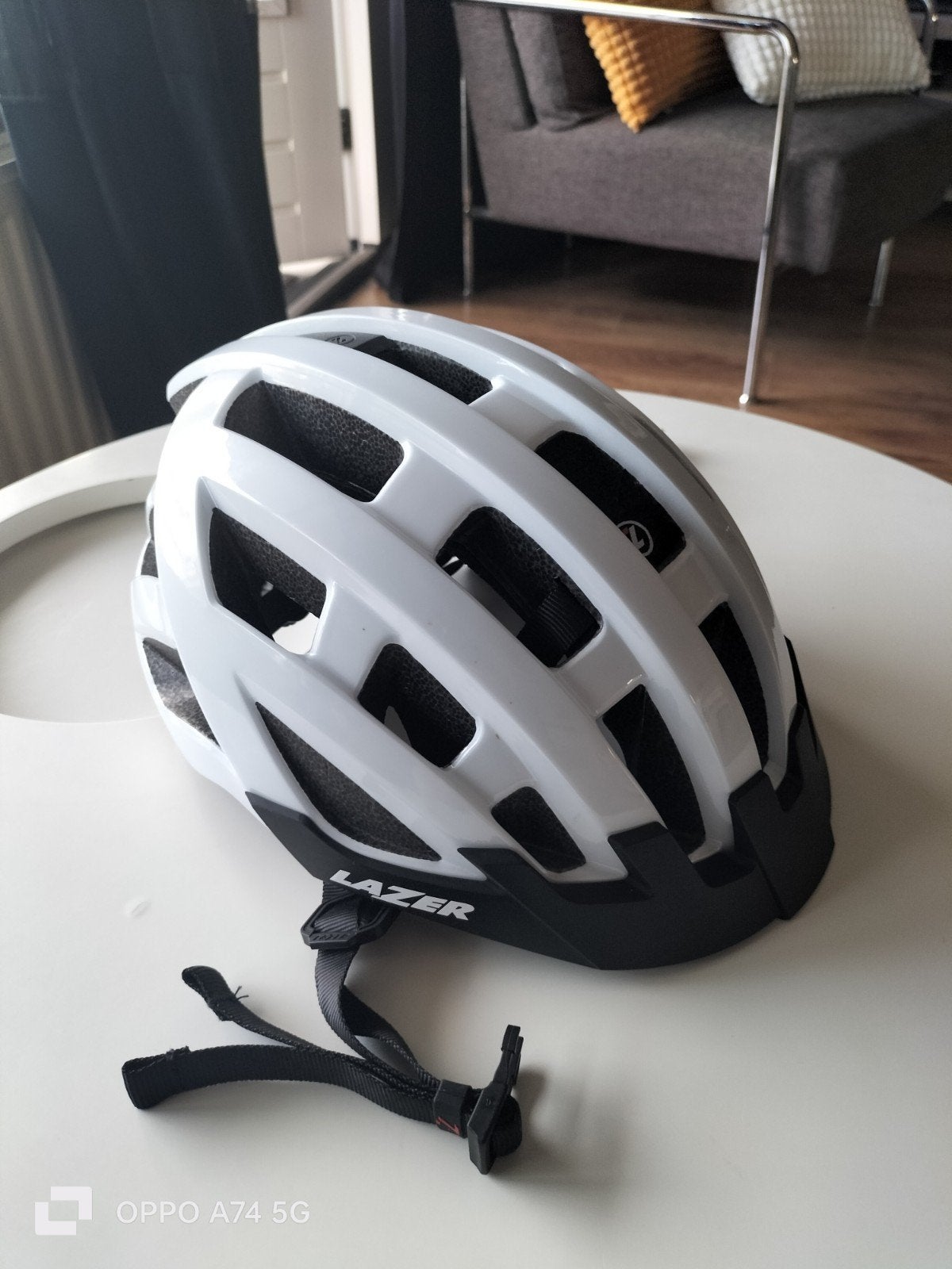 Lazer Compact Fietshelm Wit - Unisex - Maat (54-61cm), Lazer, Overige maten, Ophalen of Verzenden, Zo goed als nieuw