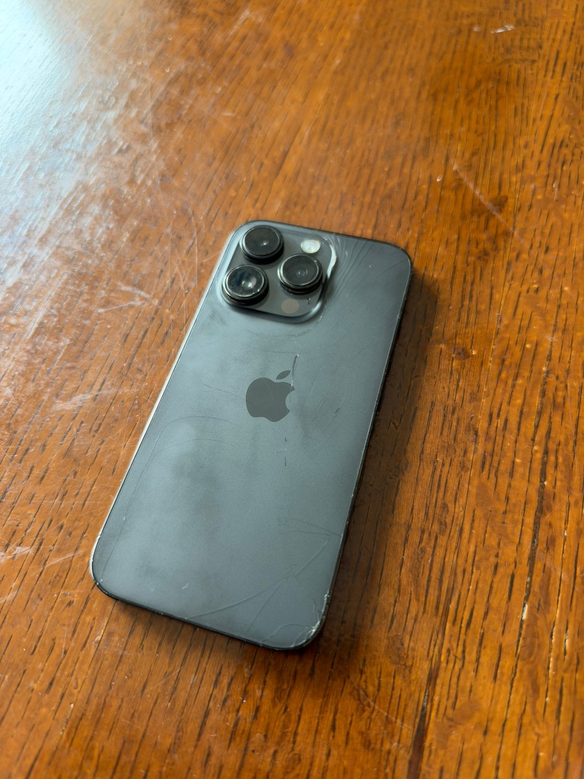 Foto 3 van Iphone 14 pro 128GB