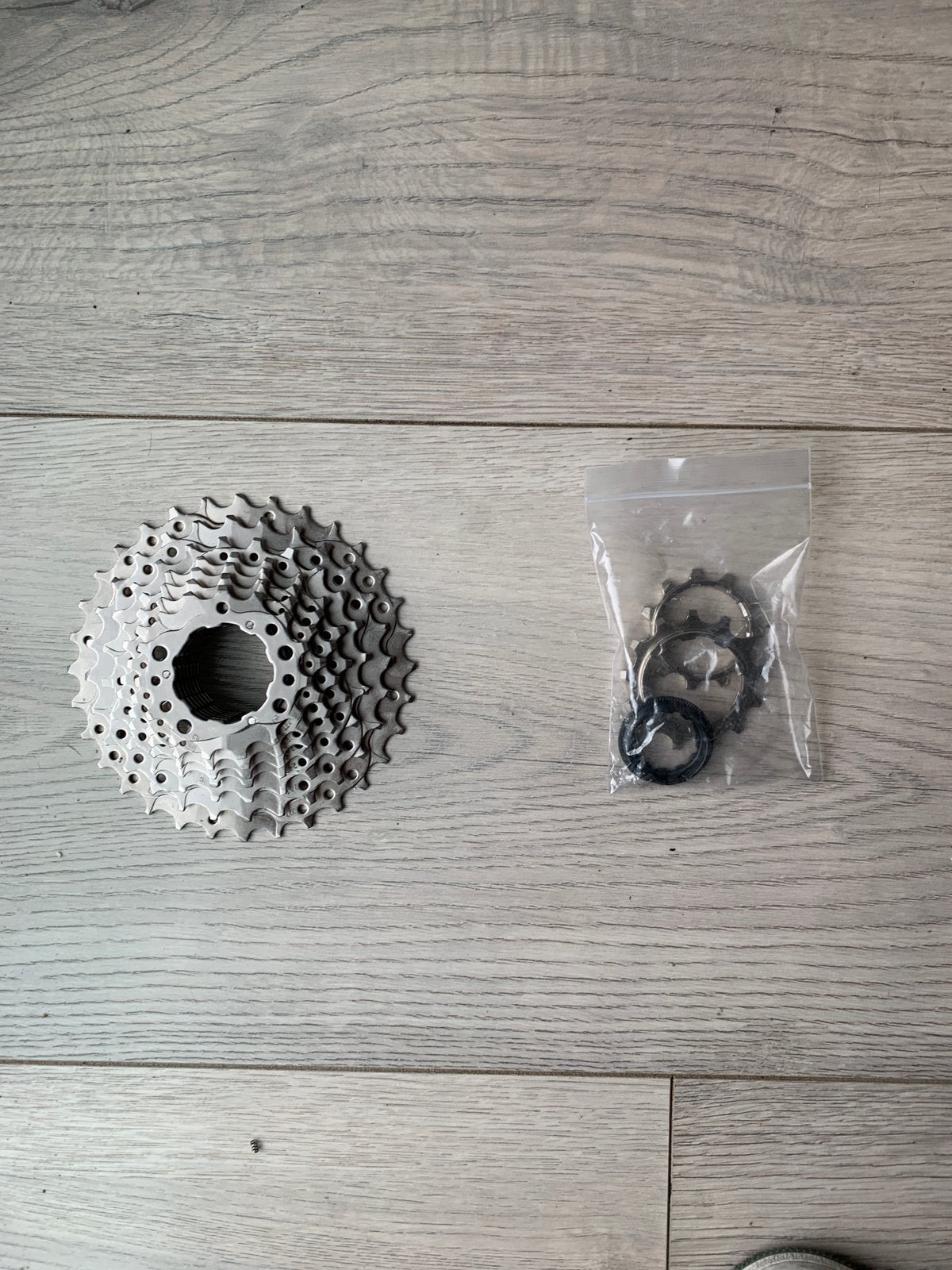 Shimano 9 gear casette (in doos), Fietsen en Brommers, Fietsonderdelen, Kinderfiets, Overige typen, Nieuw, Ophalen of Verzenden