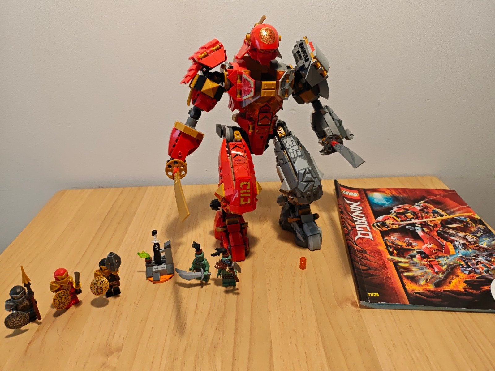 LEGO Ninjago 71720 Vuursteenmecha - Compleet & Nieuwstaat, Lego, Inclusief accessoires, Ophalen of Verzenden, Zo goed als nieuw