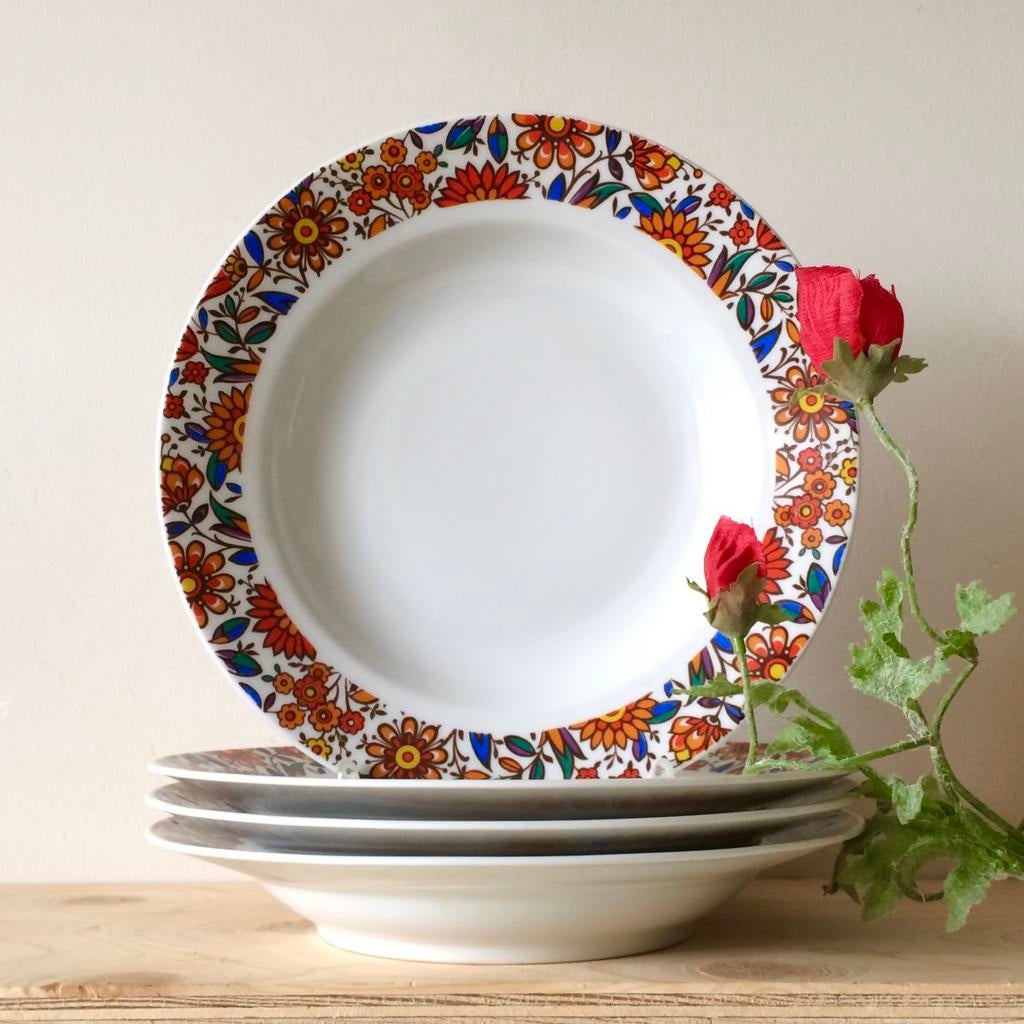 Vintage Flower Power Servies Schumann Arzberg, Huis en Inrichting, Keuken | Servies, Ophalen of Verzenden, Overige stijlen, Porselein