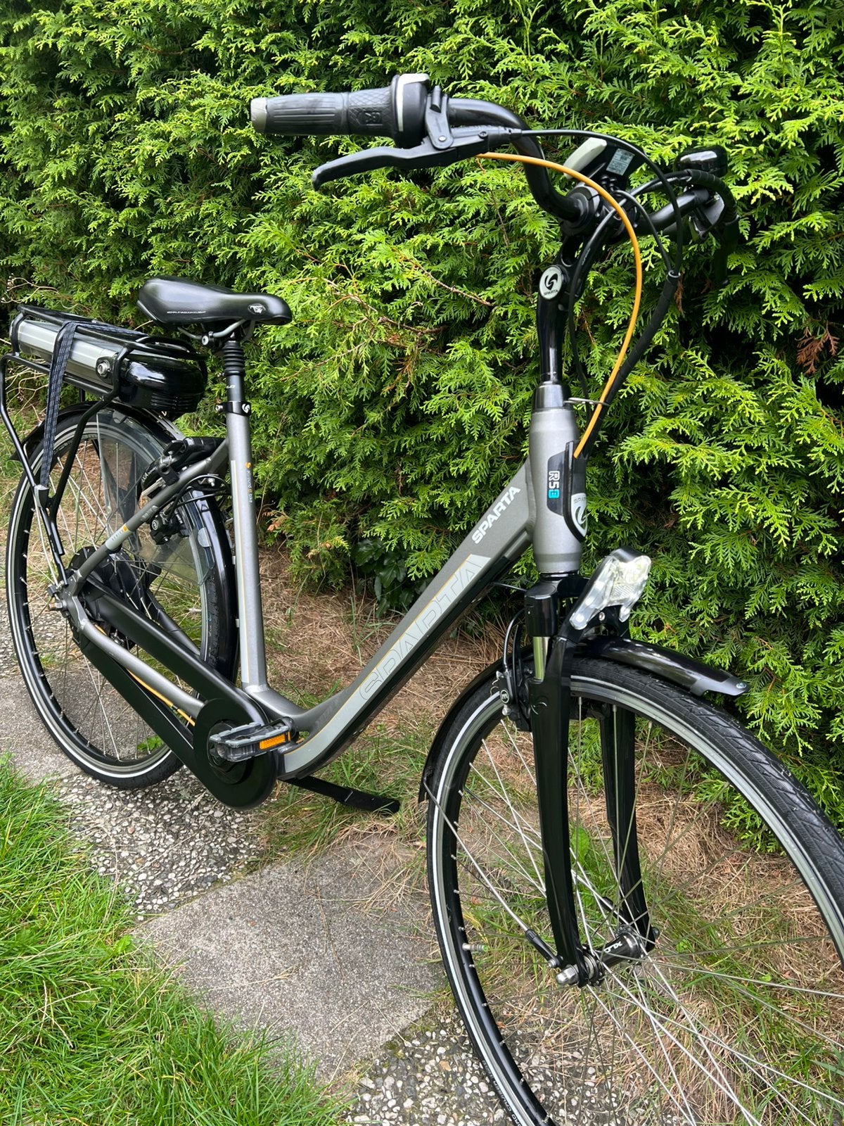 Foto 3 van Elektrische fiets Sparta