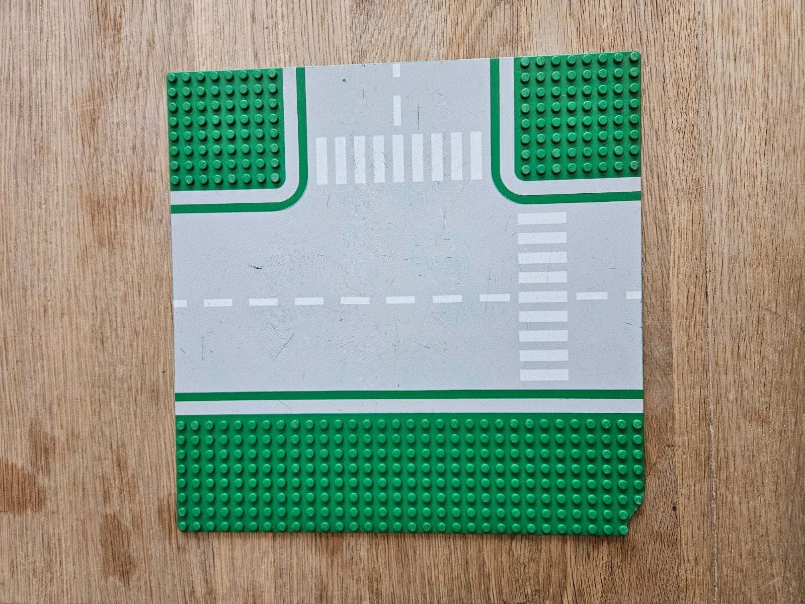 Lego Grondplaat 45675 - Kruispunt met Zebrapad, Lego, Ophalen of Verzenden, Grondplaat, City
