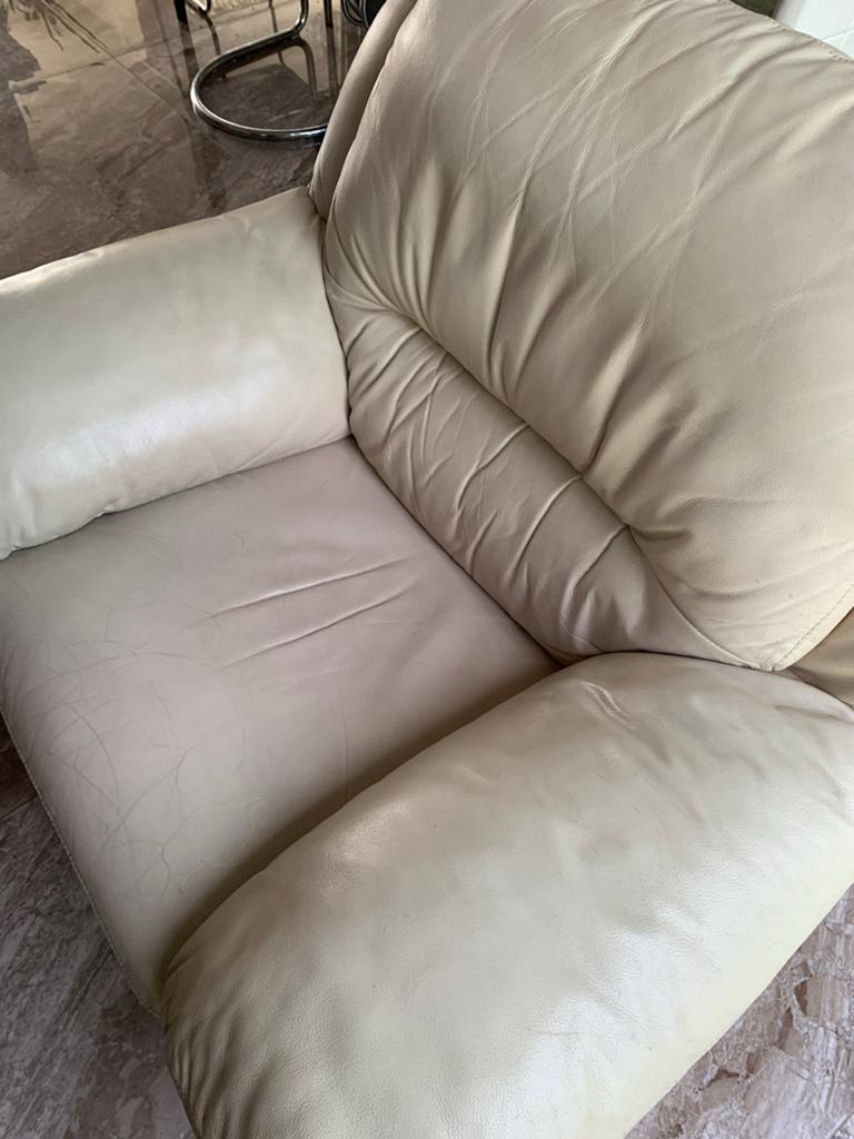 Comfortabele Crèmekleurige Leren Fauteuil, Ophalen, Zo goed als nieuw, Eenpersoons