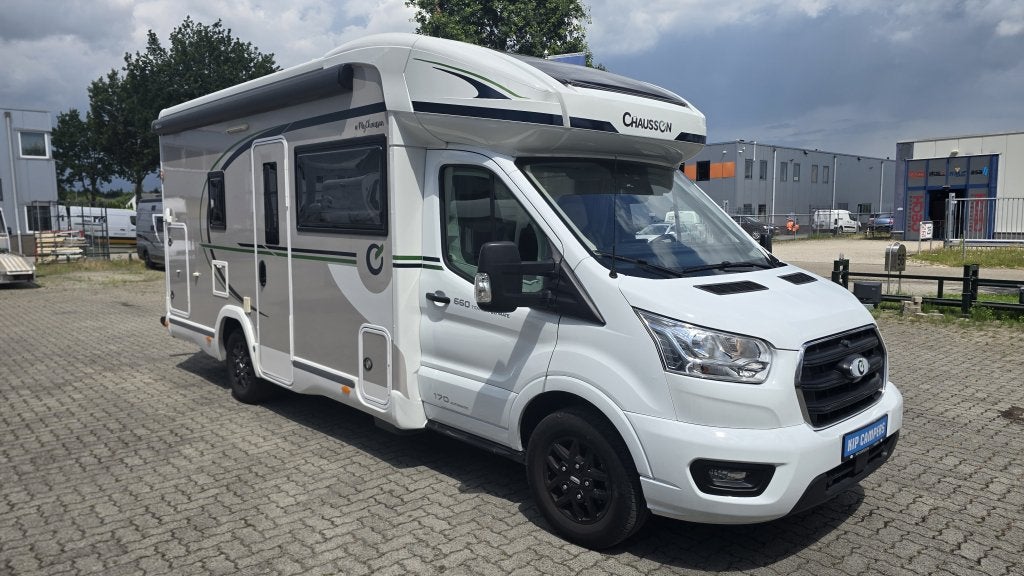 Chausson 660 Titanium Premium Automaat, Ford, 6 tot 7 meter, Diesel, 660 Titanium Ultimate