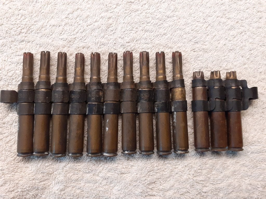 Oude .30 FN hulzen geschakeld (ONKLAAR), Verzamelen, Militaria | Algemeen, Ophalen of Verzenden, Landmacht, Nederland, Hulzen of Bodemvondsten