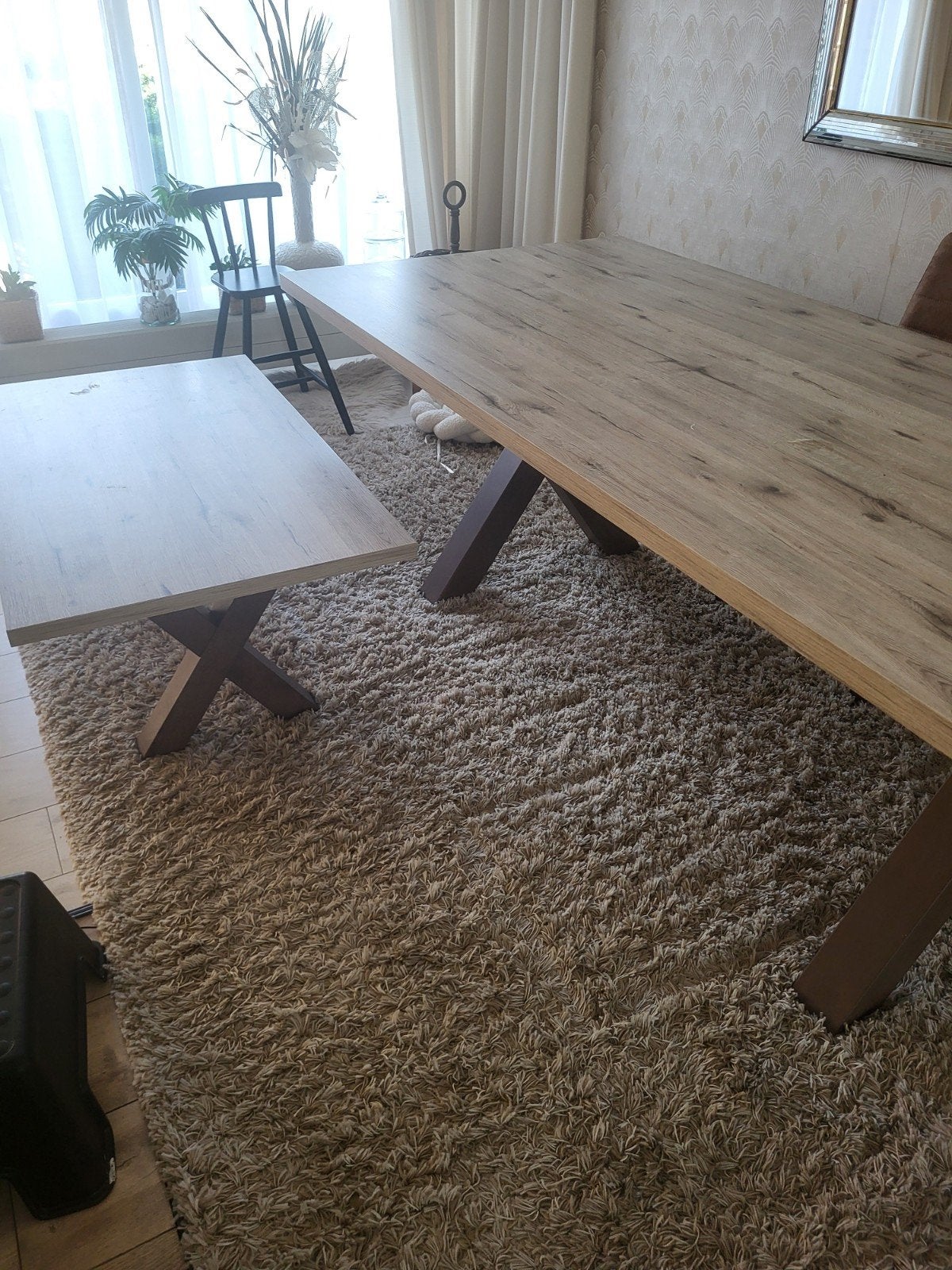 Eettafel en salontafel met kruispoten, Ophalen, Zo goed als nieuw