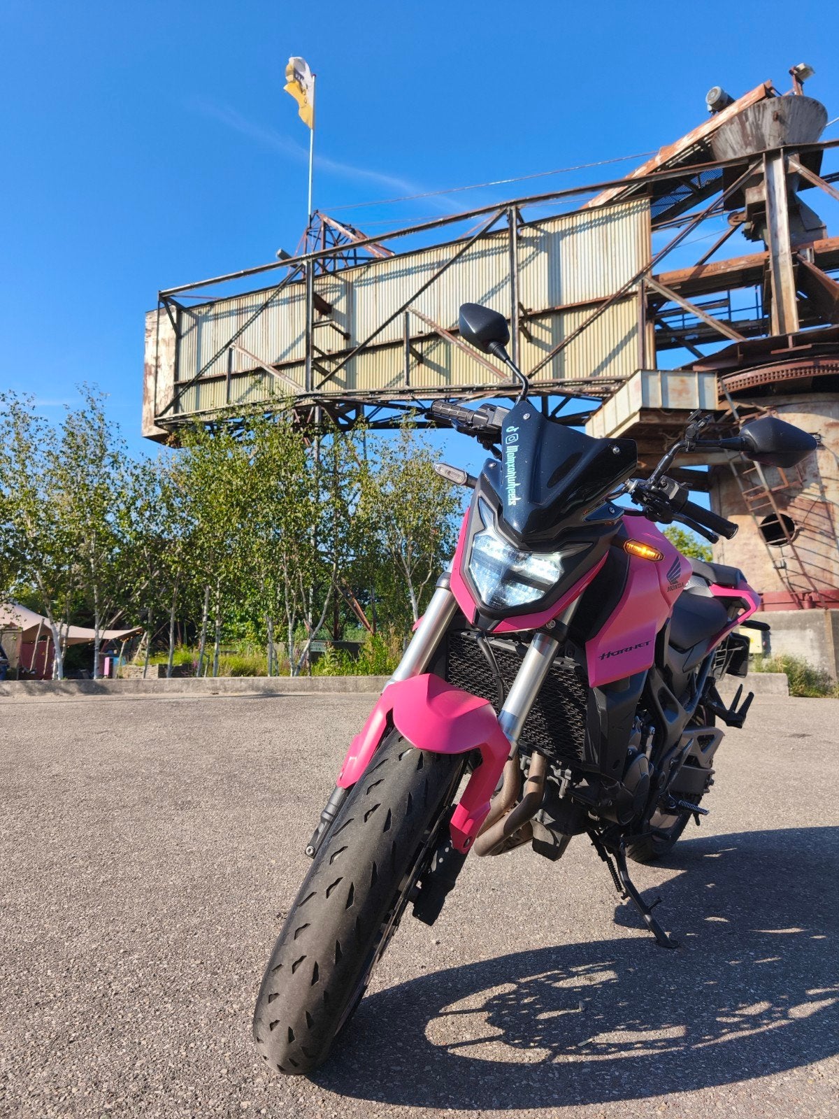 Opvallende Roze Honda Hornet 750 - Zo goed als nieuw!, Motoren, 750 cc, 2 cilinders, LED Verlichting, Particulier