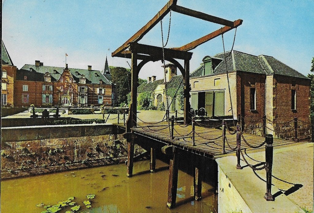 Q1103 Ongelopen ansichtkaart kasteel twickel delden, Ophalen of Verzenden, 1980 tot heden, Gelopen