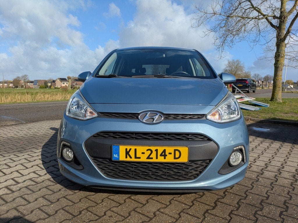 Hyundai i10 1.0I I-M. GO! I BTW verrekenbaar I Cruise I Navi, Voorwielaandrijving, 12 maanden, Gebruikt, 31 €/maand